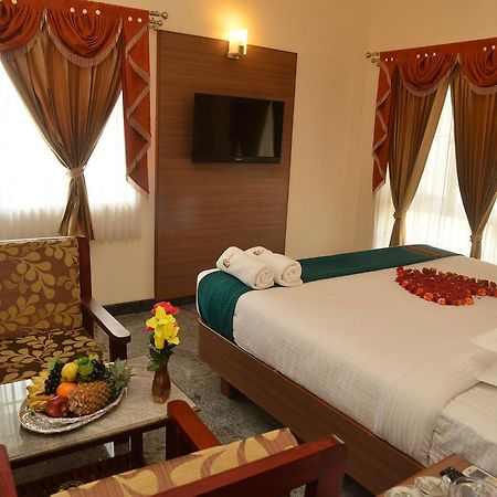 Sri Balaji Hotels Tiruchengodu Extérieur photo